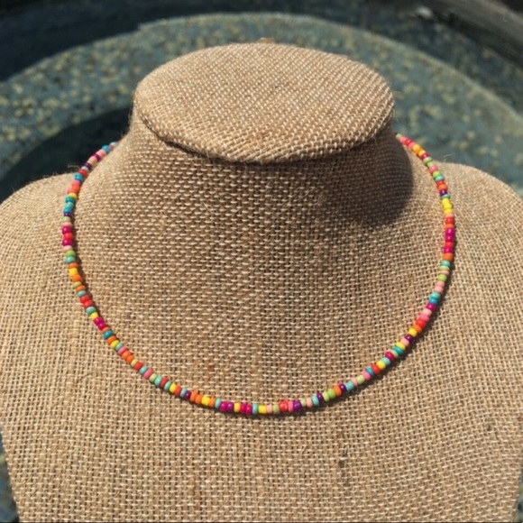 Multicolored beaded choker - Picture 4 of 6